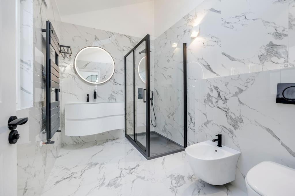 House 10 Mins To Tower Bridge Hot Tub & Parking Villa London Luaran gambar